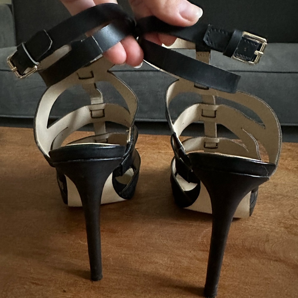 Guess Black Elegant Heels - Picture 7 of 11